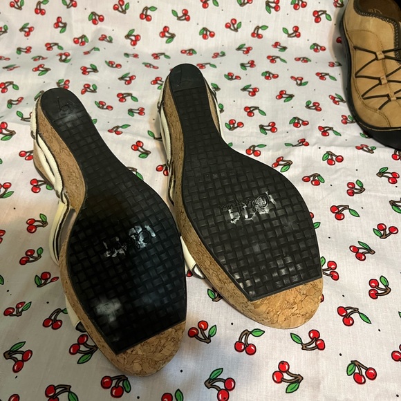 Cole Haan dressy sandals.  4 1/4 inch heels.  Size 9 B.  Very good condition. - Picture 5 of 5